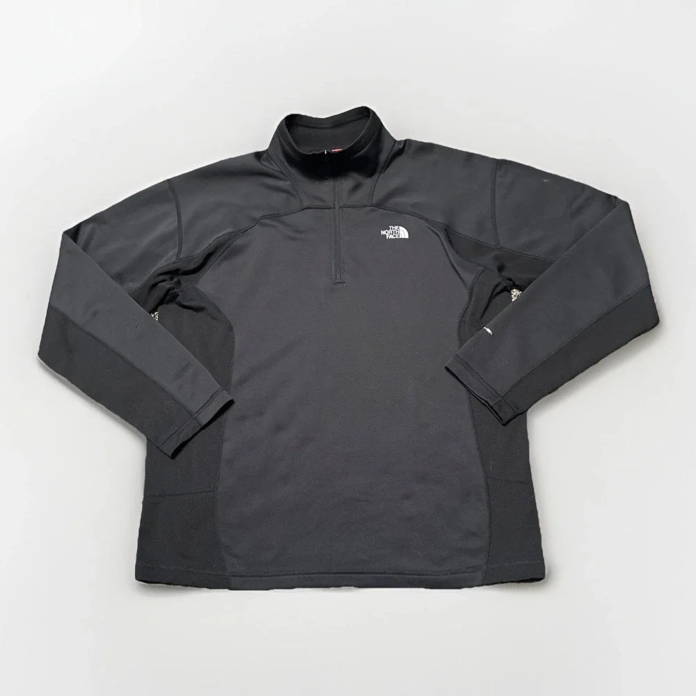 North Face Essential 1/4 Zip Mens Pullover Large FlashDry Performance Athletic‎